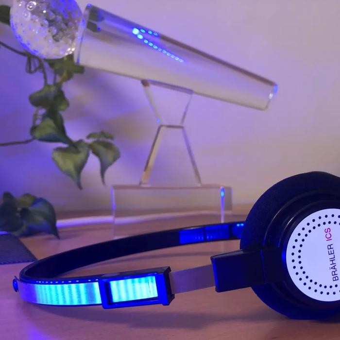 Beautiful Vintage Style Headphone