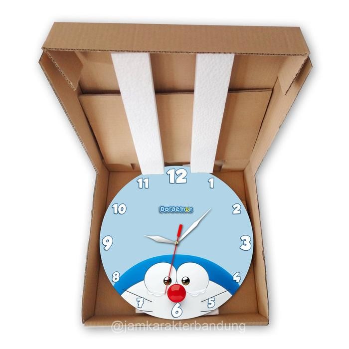 JAM DINDING DORAEMON MENANGIS SEDIH KAYU UNIK DOR02