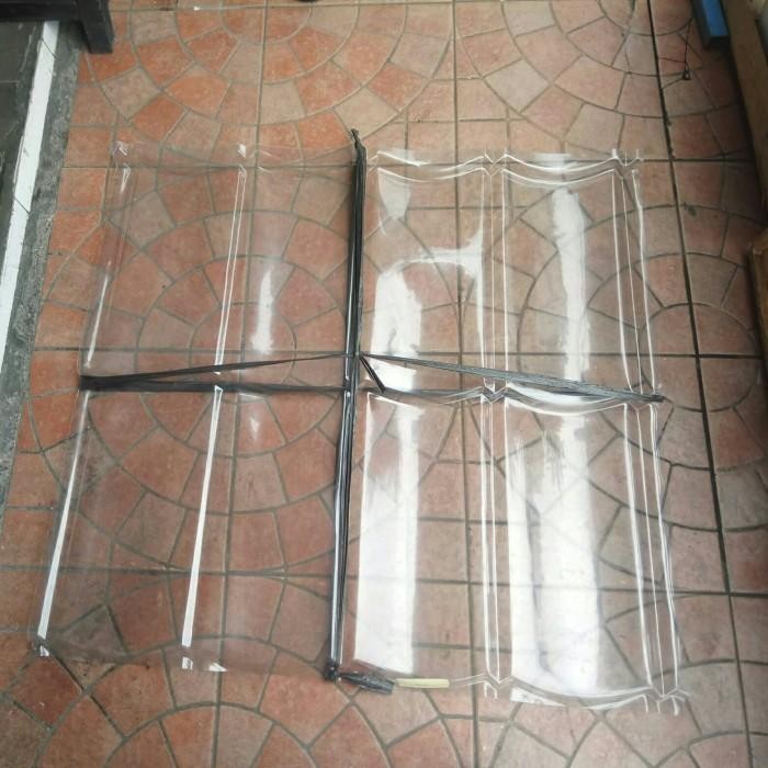 Executive genteng metal transparan fiber 2 x 4