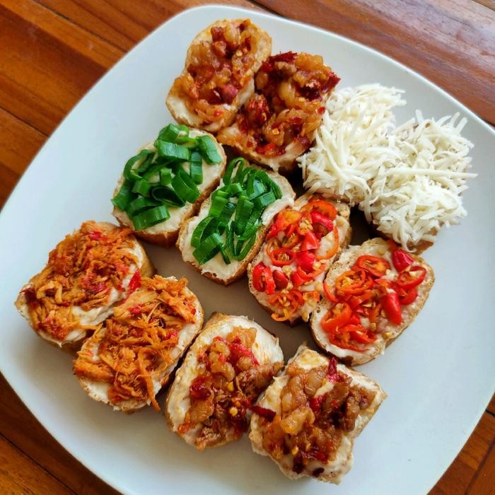 

New Tahu Bakso Mix Topping Isi 8 Pcs + Free Chilli Oil Frozen Food (READY KIRIM) Makanan gorengan