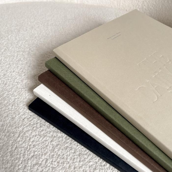 

Tulis The Daily Log Notebook Plain / Blank