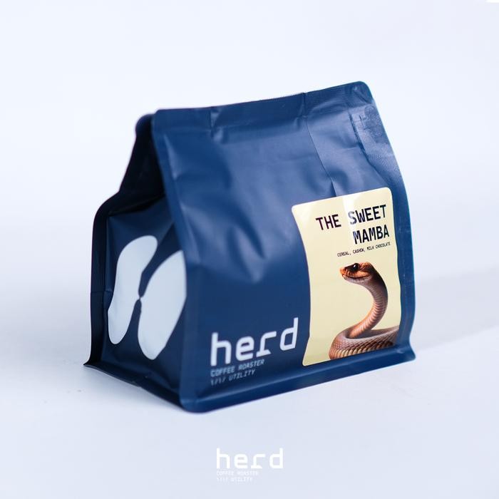 

KOPI THE SWEET MAMBA ESPRESSO BLEND 250GR HERD COFFEE = HERD KOPI THE SWEET MAMBA ESPRESSO ROAST 200