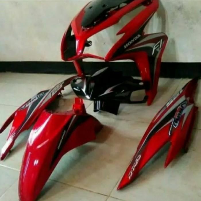 

Terlaris Baru Full Set Cover Body Halus Honda Vario Tekno 125 Fi 2013 Merah