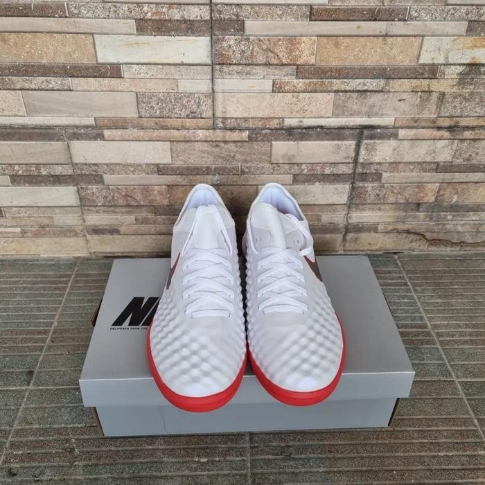 SEPATU FUTSAL NIKE MAGISTA X FINALE WHITE RED IC-SEPATU FUTSAL NIKE
