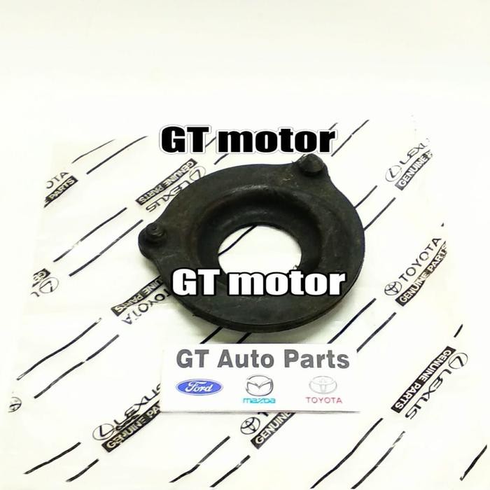 Karet Tatakan Per Keong Belakang Bagian Bawah All New Yaris 2014-Up