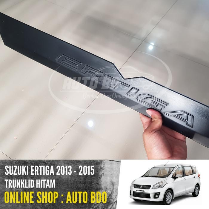Trunklid Belakang Ertiga Emboss Hitam Berkualitas