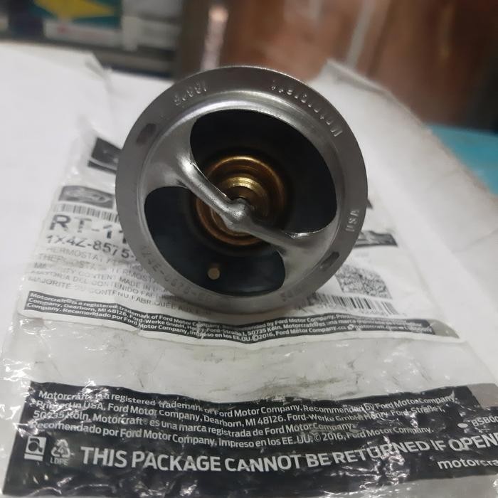 Thermostat Ford Escape 3000Cc. Termostat Ford Escape 3.0 V6