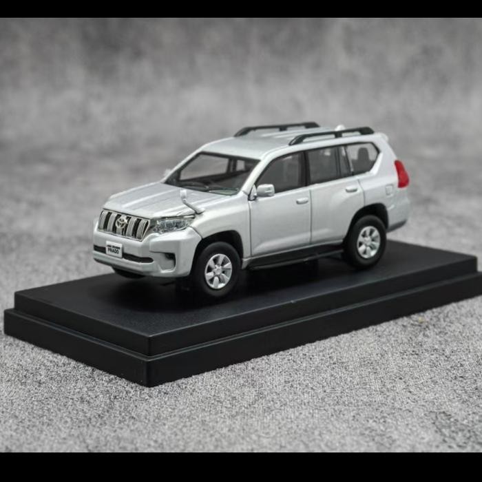 DIECAST EBBRO /64 TOYOTA PRADO SILVER