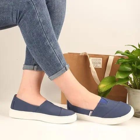 BEST SELLER sepatu wanita terbaru sepatu wakai sepatu santai sepatu korea pashion