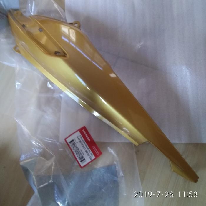 Cover Body Cs1 Kanan Kuning Emas . 64430-Kwc-900Dgm