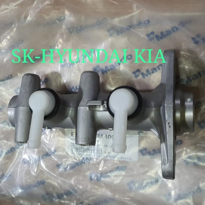MASTER REM ATAS BRAKE MASTER HYUNDAI TRAJET 2 LOBANG - MANDO
