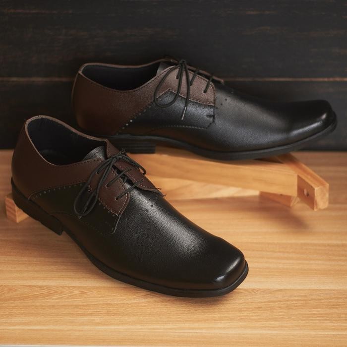 Paulmay Sepatu Formal Pria Milan 75 Shoes Pantofel Hitam Kerja Karet