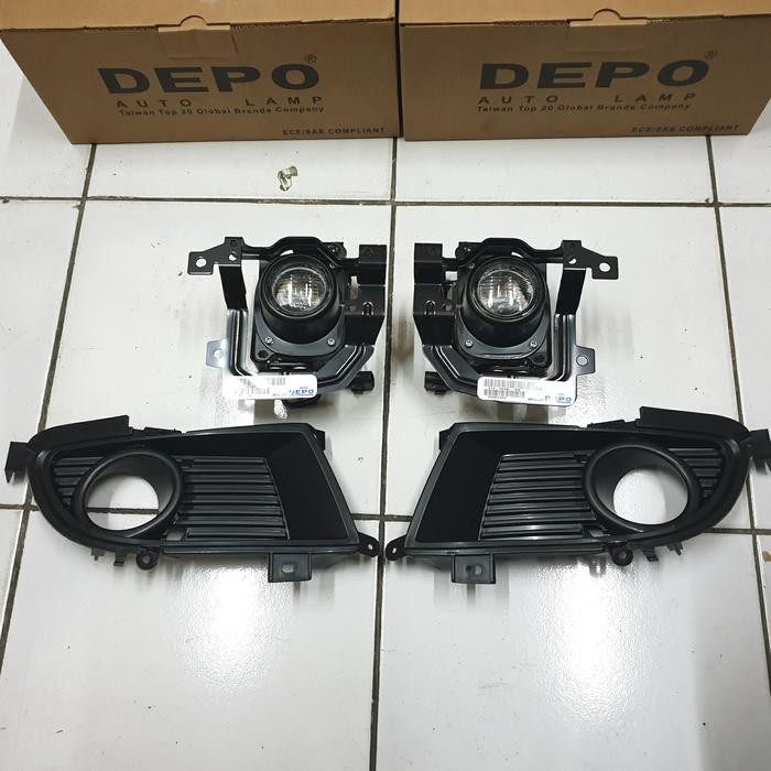 Fog Lamp Lampu Kabut Mitsubishi Lancer Cedia