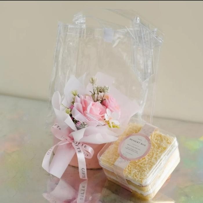 

Kado Hadiah Valentine Gift Hari Kasih Sayang 2024 Bunga + Dessert Box