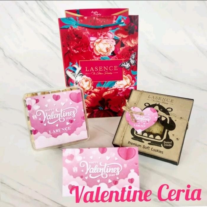 

Paket Kado Bingkisan Hadiah Valentine Cookies + Signature Soft Cookies