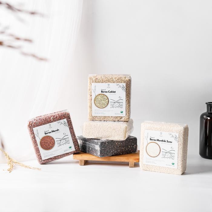 

Glx Tani Organic Beras Menthik Susu 1kg - Beras Menthik Susu Organik