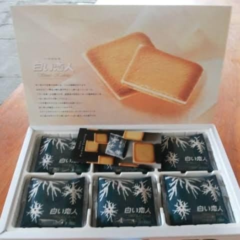 

Ger Shiroi Koibito White Chocolate Cookies isi 12 Pcs (Original Japan)
