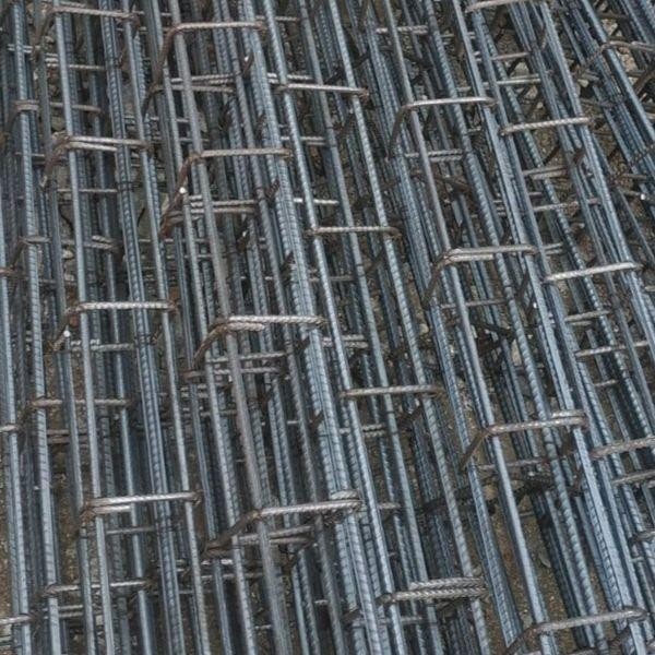 Kollom praktis besi 10mm ulir order