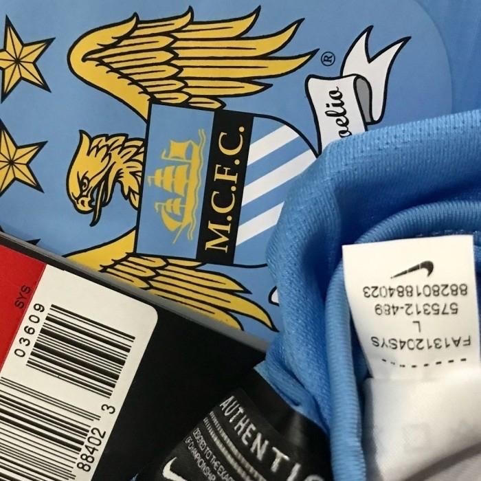 Manchester city midlayer player issue bnwt polybag *