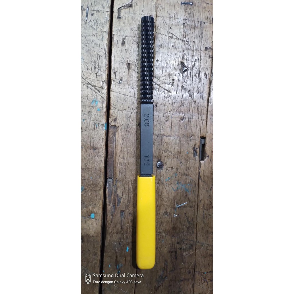 Menarik Kd/Gear Wrench Kikir Drat/Pengasah Drat (External Thread Restorer File) Mm/Sae