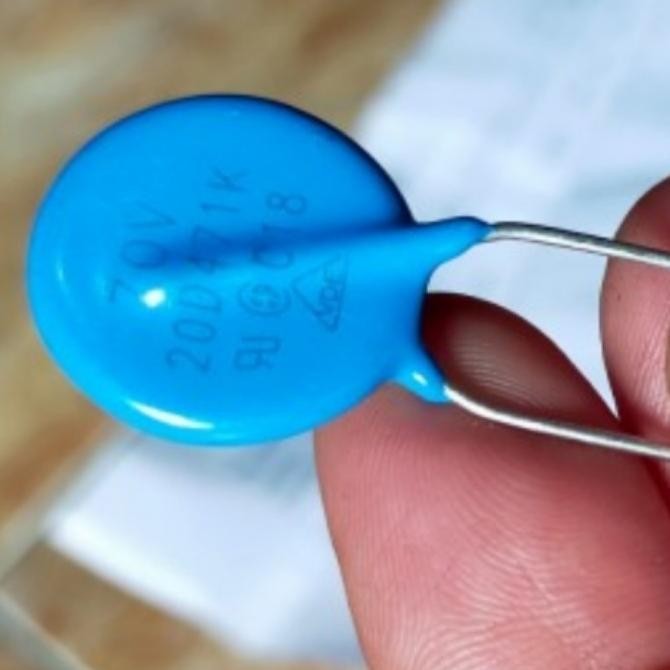 mov varistor 20v471k 20d471anti petir buat 220v tegangan maksimal 275v murah *