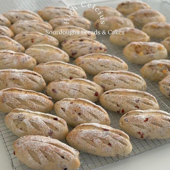 

Cranberry cream cheese sourdough halal gluten free bread roti low kalori diet sour dough cokelat