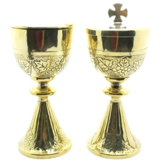 SIBORI TEMPAT HOSTI - UKIR (KUNINGAN) / SIBORI KATOLIK / PERALATAN MISA KUNINGAN