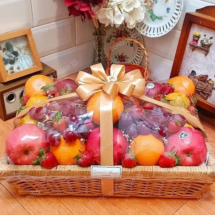 

Summer House Id Fruit Hampers Parcel Buah Segar (Signature) Bingkisan Orang Sakit, Gift, Hantaran,