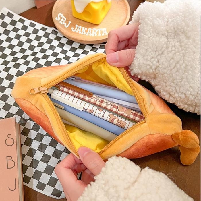 

Tempat Pensil Kain Kotak Pensil Pencil Case Karakter Roti French Toast Stationery