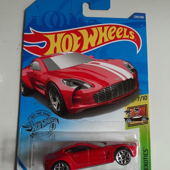 hotwheels ASTON MARTIN ONE -77 HW EXOTICS