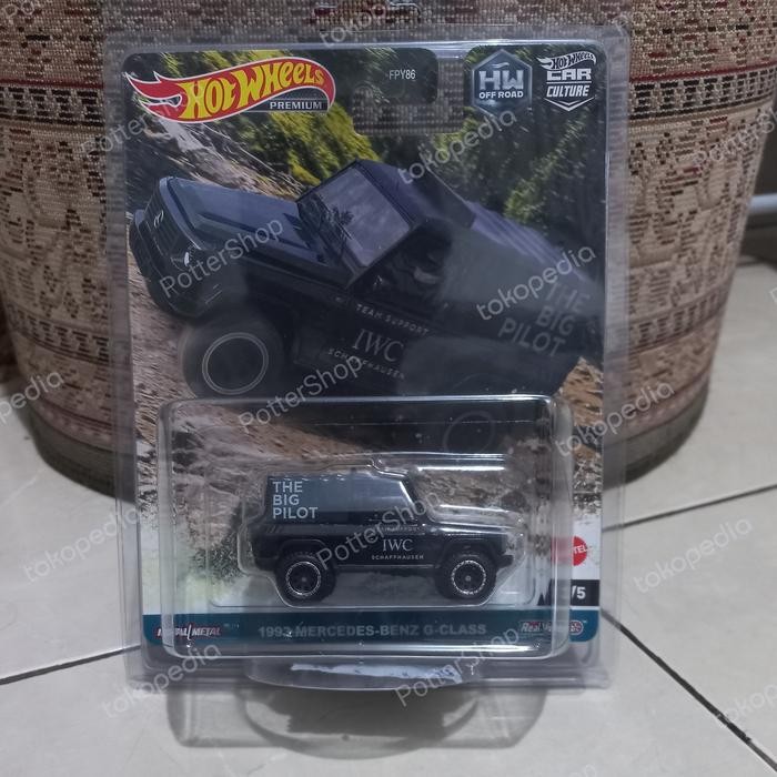 Hotwheels Premium Mercedes Benz G-Class HW Off Road + protector