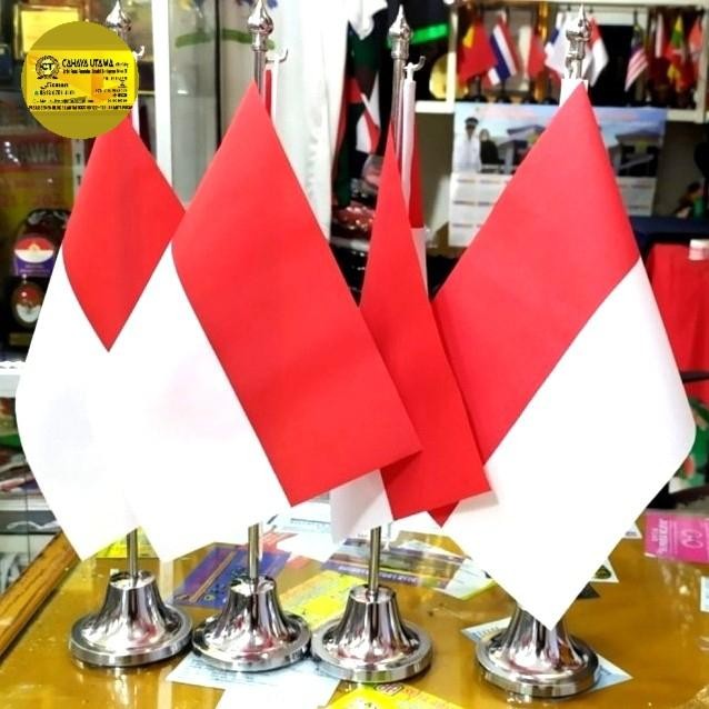 Bendera Merah Putih Meja / Bendera Merah Putih Tiang Stenlis / Bendera Merah Putih + Tiang Stenlis
