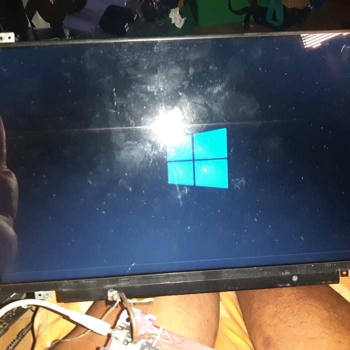 Jual layar lcd slim 14 inchi 30 pin minus dikit