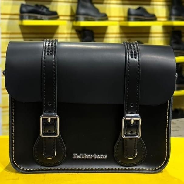 Tas bahu selempang wanita DR. MARTENS 7 Inch Leather Crossbody Bag Ori