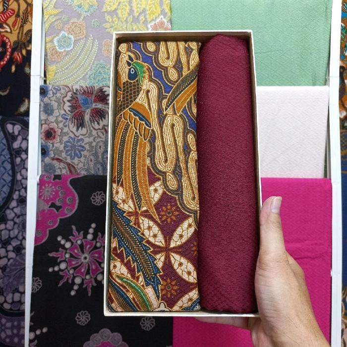 KAIN BATIK DOBBY/KAIN BATIK DOBBY /BATIK SOLO/BATIK SEMI TULIS