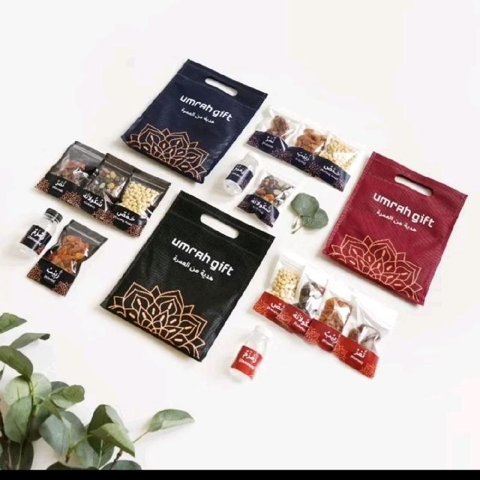 

Paket Souvenir Oleh oleh umroh dan haji snack arab- zam zam