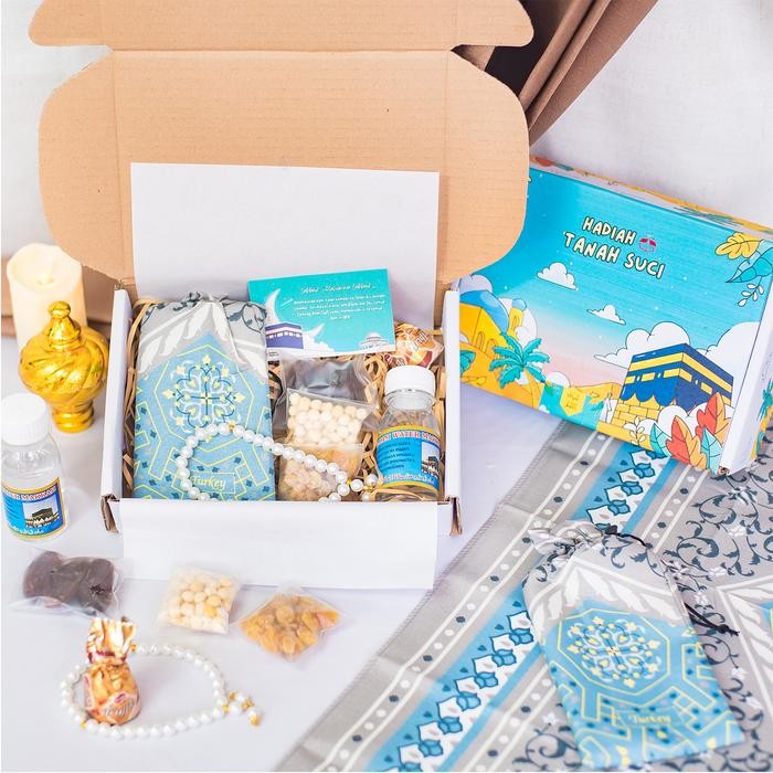 

[KHUSUS ] Hampers Oleh Oleh Haji Umroh Isi Sajadah Kurma