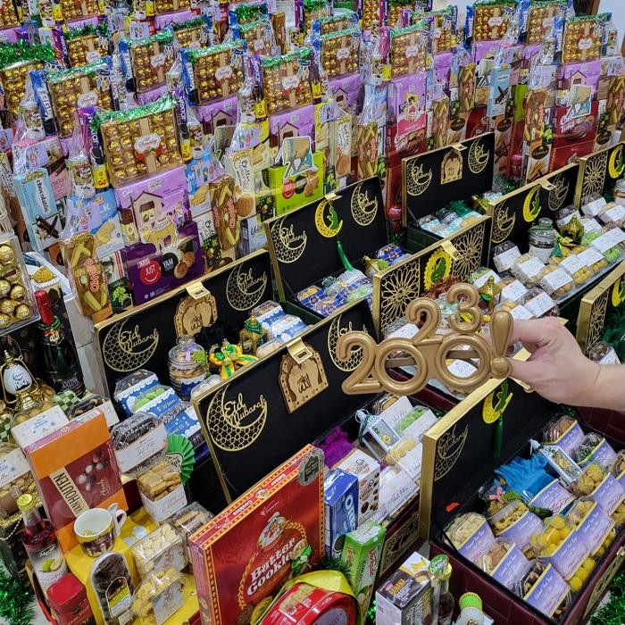 

Paket Dekorasi Lebaran Idul Fitri Hampers Parcel Jumbo Kue Kering 093