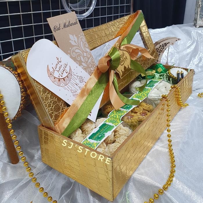 

Paket box hampers lebaran kue kering toples murah 37