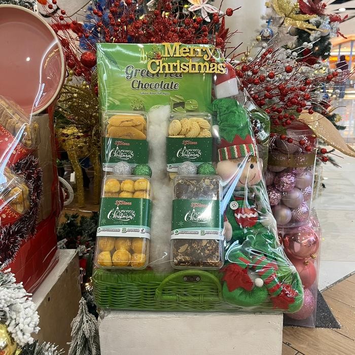 

Paket Dekorasi Hampers Natal Christmas Parcel Kue Kering 460