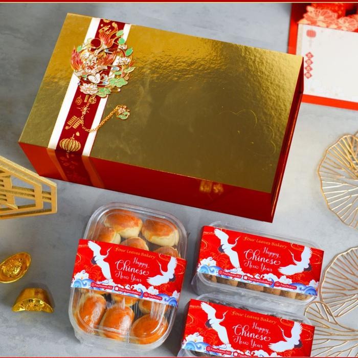 

Pesanan khusus hampers