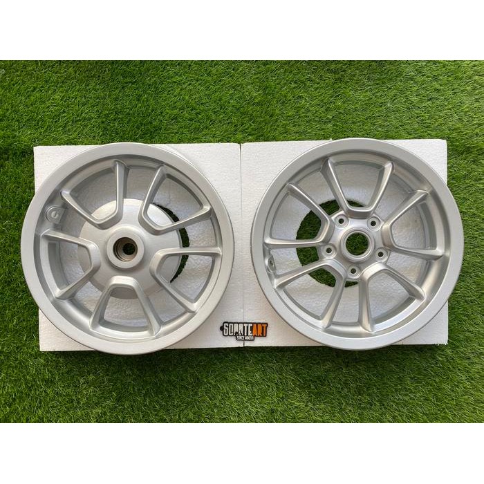 Velg Primavera Yatch Silver Ring 12 Original Vespa Sprint Primavera S