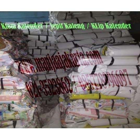 

Kaleng Kalender 35Cm