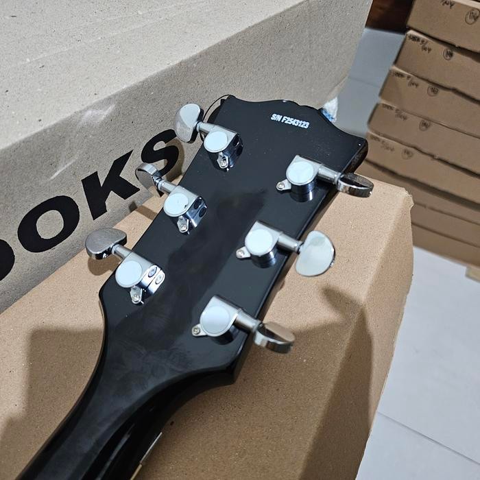 Gitar gibson les paul tremolo updown new