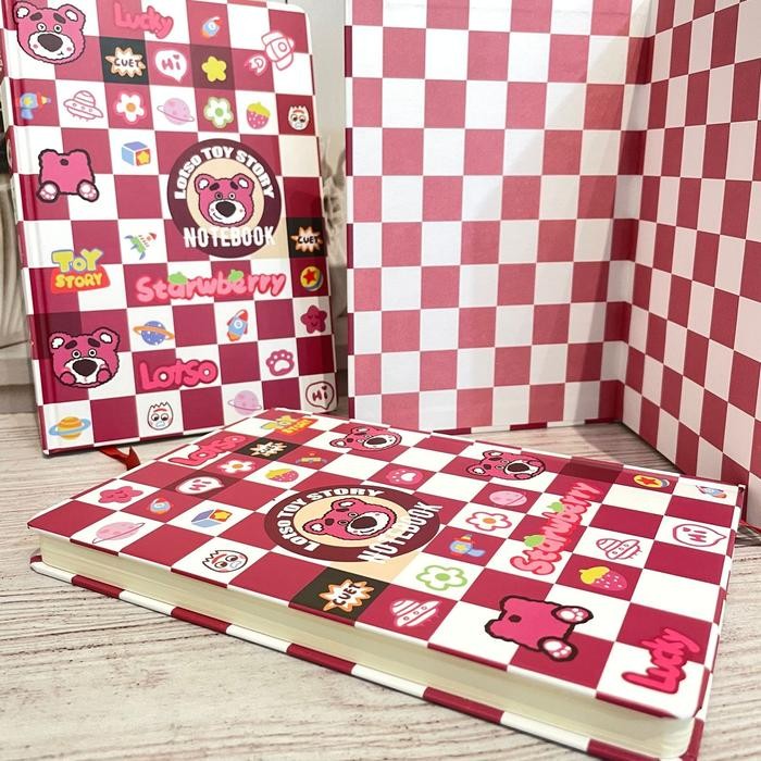 

Terlaris- Buku Tulis Lotso Bear Lucu Hardcover Notebook Tebal Bergaris Ukuran B5