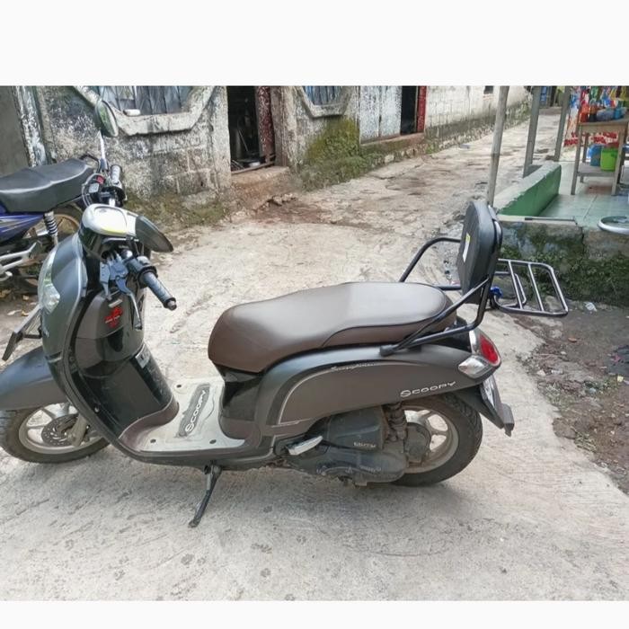 Yollaola.Store Sandaran Motor Jok Belakang Scoopy