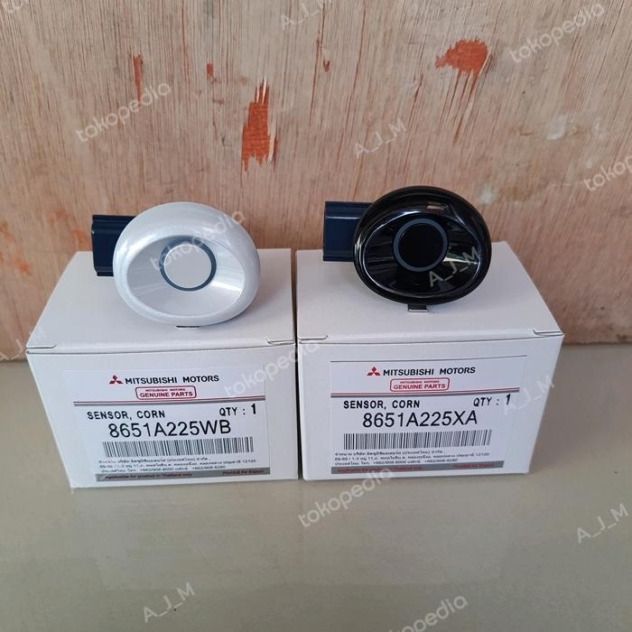 SENSOR PARKIR SENSOR BEMPER BELAKANG PAJERO SPORT ORIGINAL