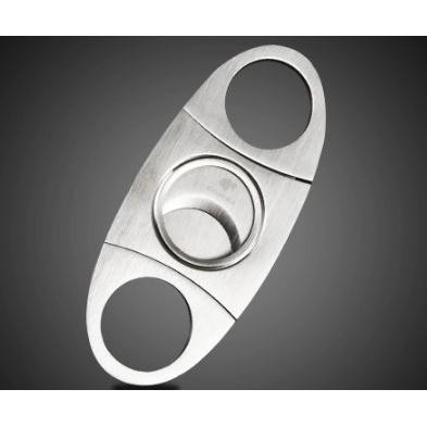 

CUTTER CIGAR (STAINLESS STEEL (NORMAL CUT) / PLASTIC (V CUT)) KODE 879