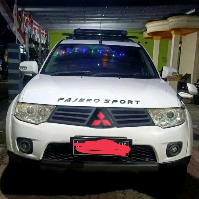 Grill Pajero Sport 2009 - 2013