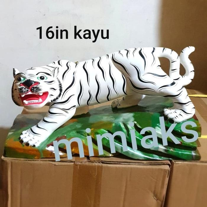 Patung Dewa Harimau Putih/Lao Ho Kayu